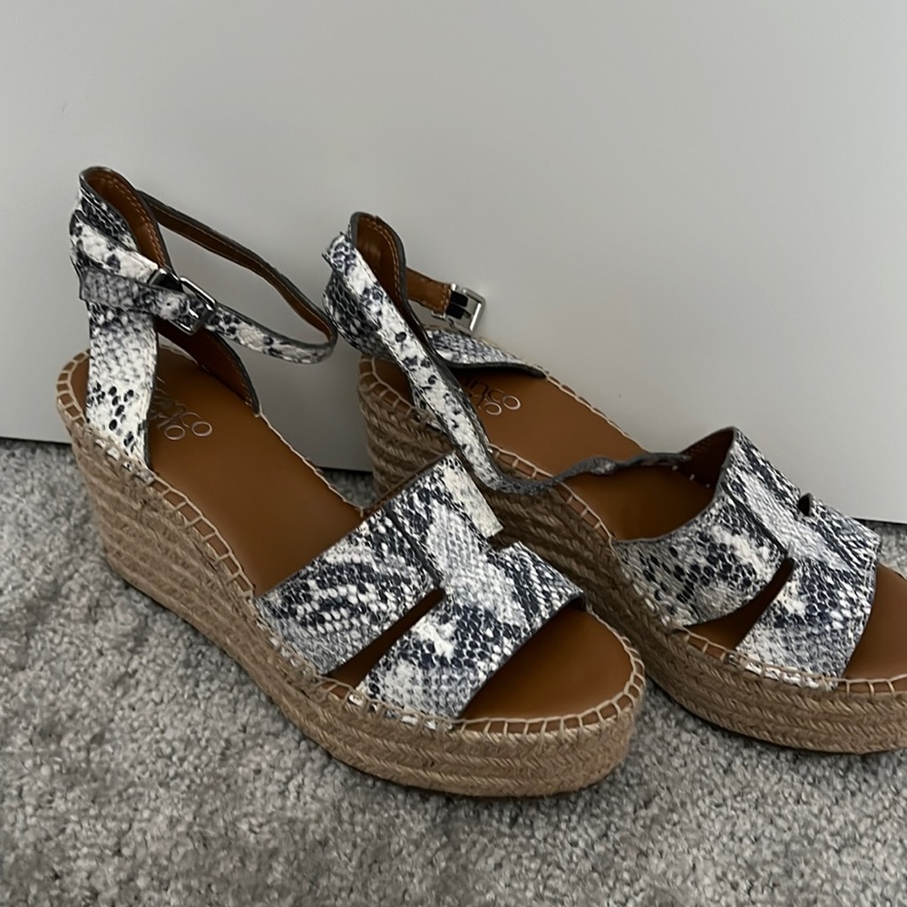 FRANCO SARTO Talya Snakeskin Embossed Wedge Sandal